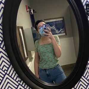 Meet your Posher, Madison